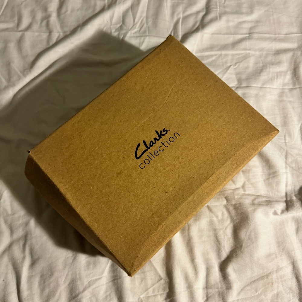Clarks - Picture 2 of 3